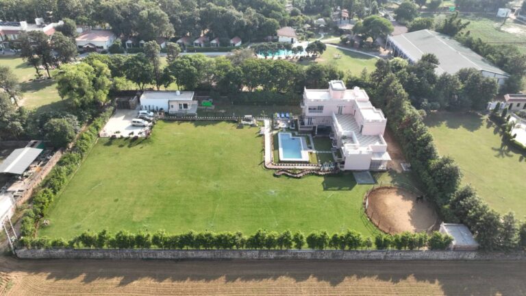Farmhouse in Gurgaon
