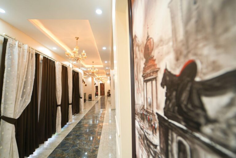 Spacious Corridor at the Kesari Bagh